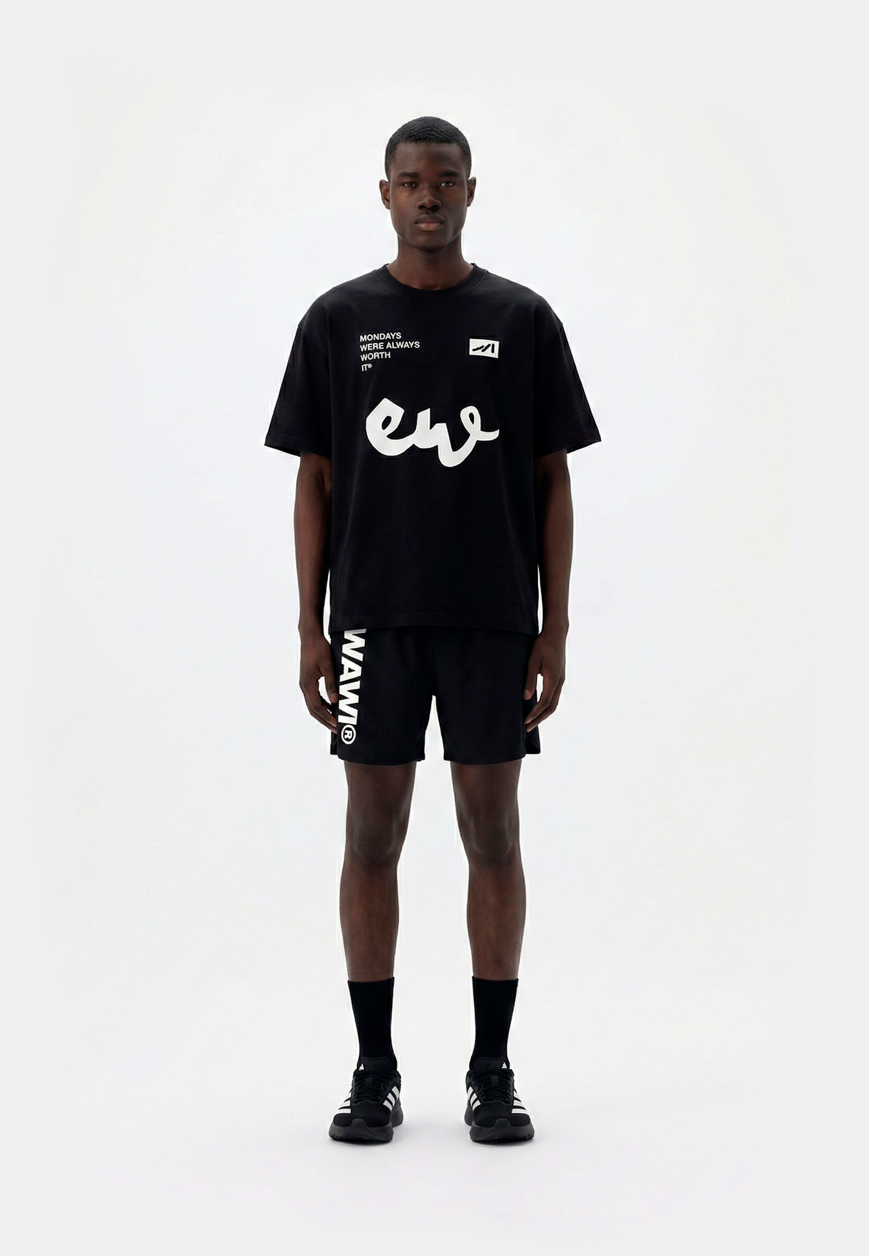 "DOERS" COTTON BOXY TEE