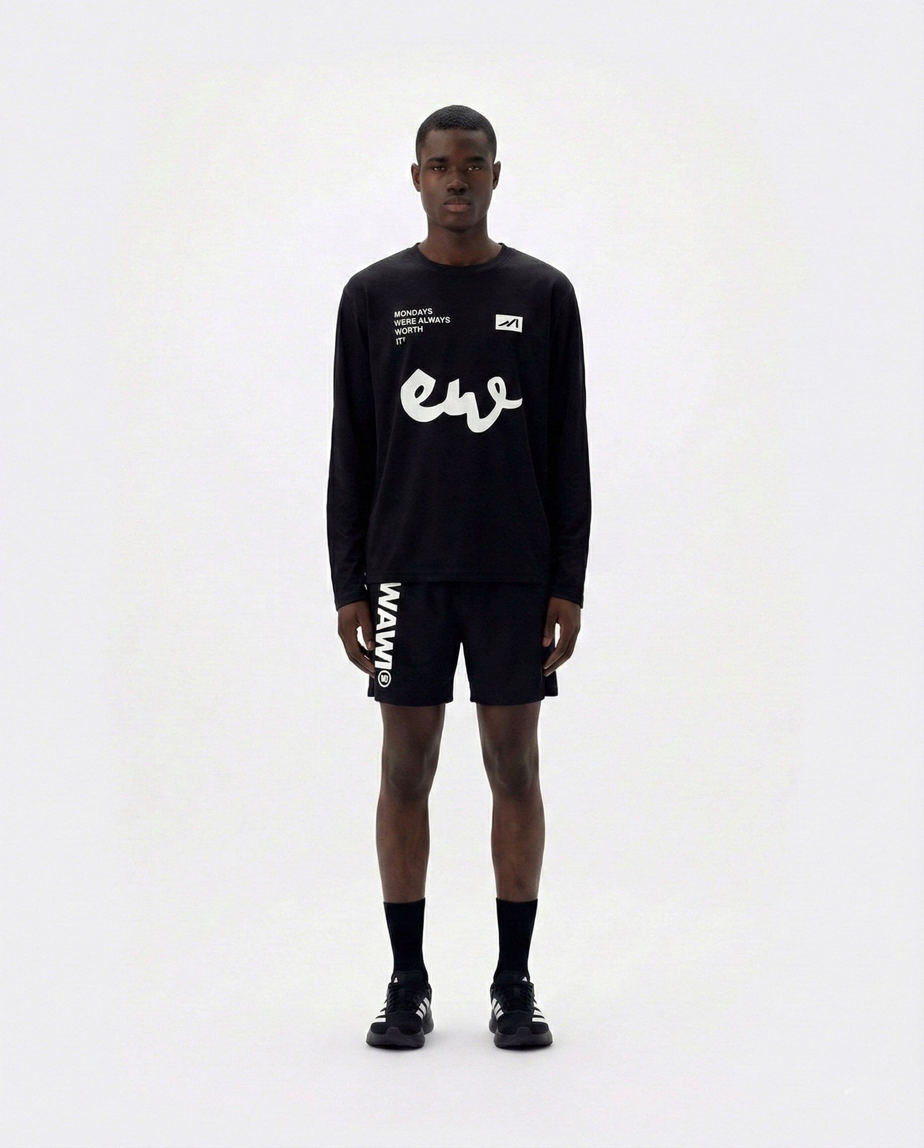 "DOERS" PERFORMANCE LONG SLEEVE